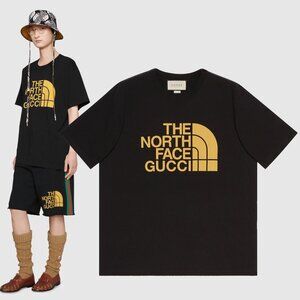 GUCCI T-SHIRT x THE NORTH FACE YELLOW LOGO PRINT BLACK COTTON TOP